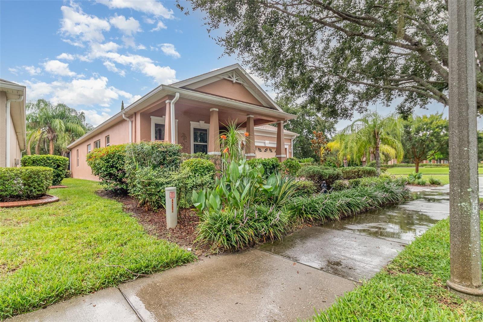 100 FLAME VINE WAY
