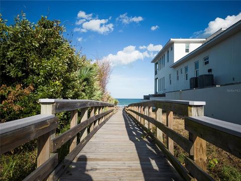 A home in PORT ORANGE