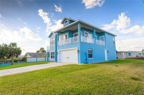 A home in PORT ORANGE