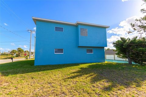 A home in PORT ORANGE