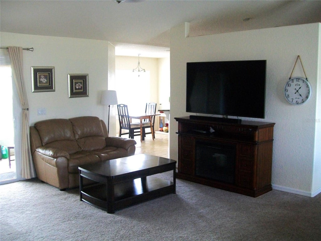Photo of 13202 SW 29th Circle, Ocala, FL 34473 (MLS # OM734994)