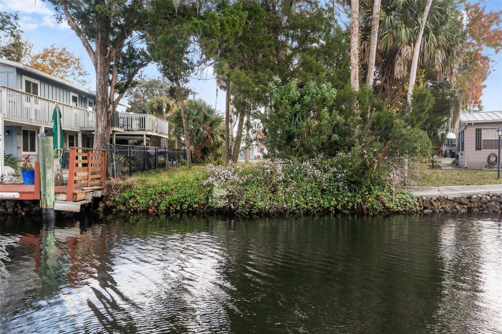 BLUE SPRING PARK UNREC SUB - Land