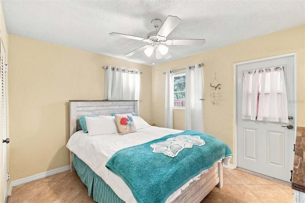 Photo of 414 Flushing Avenue, Daytona Beach, FL 32118 (MLS # V4950887)