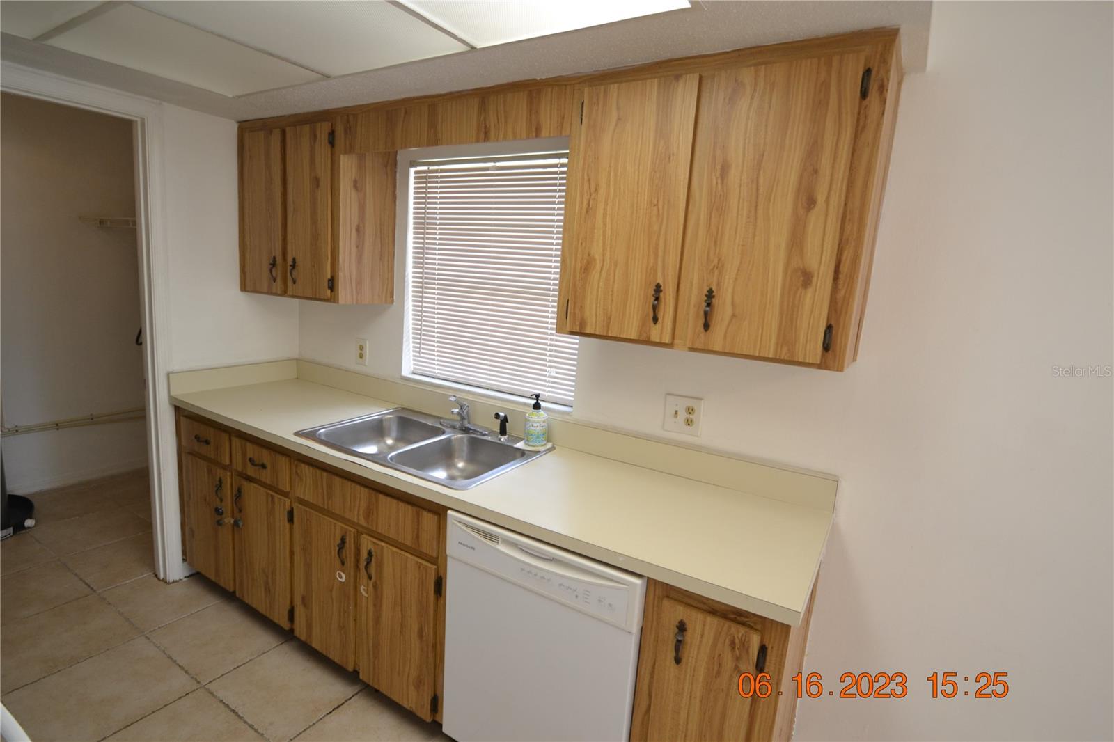 B & H SUB INCLUDING - Residential Lease