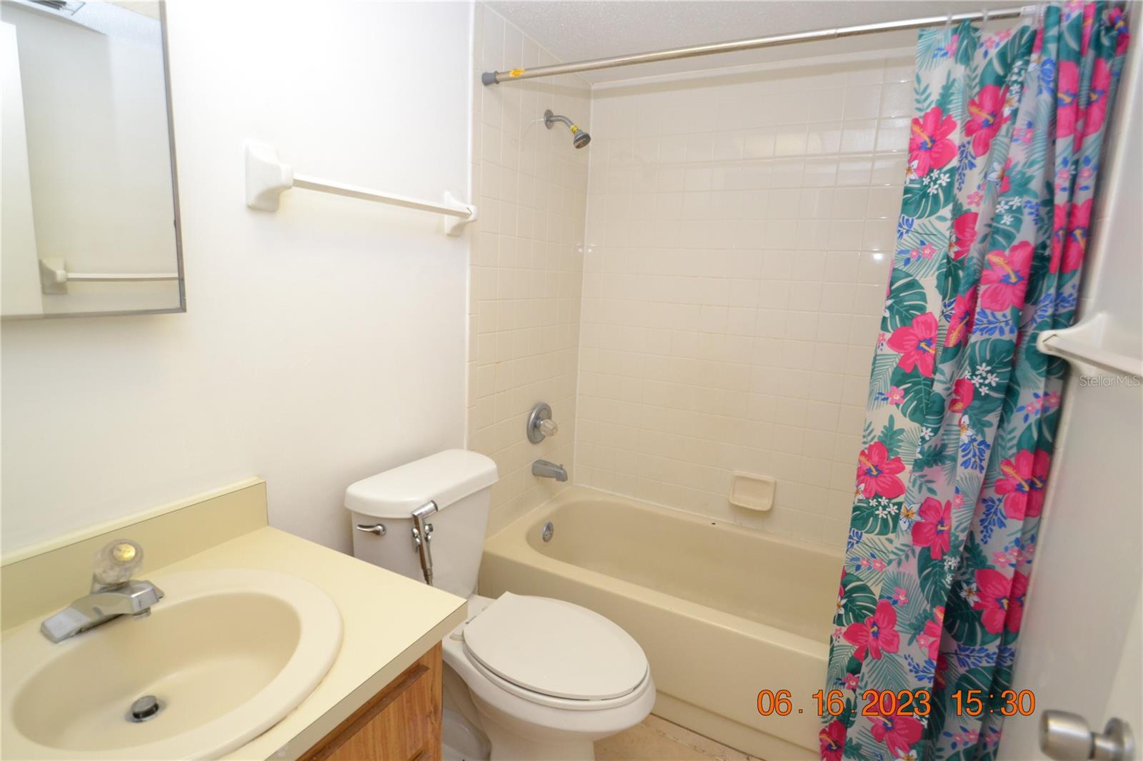 B & H SUB INCLUDING - Residential Lease
