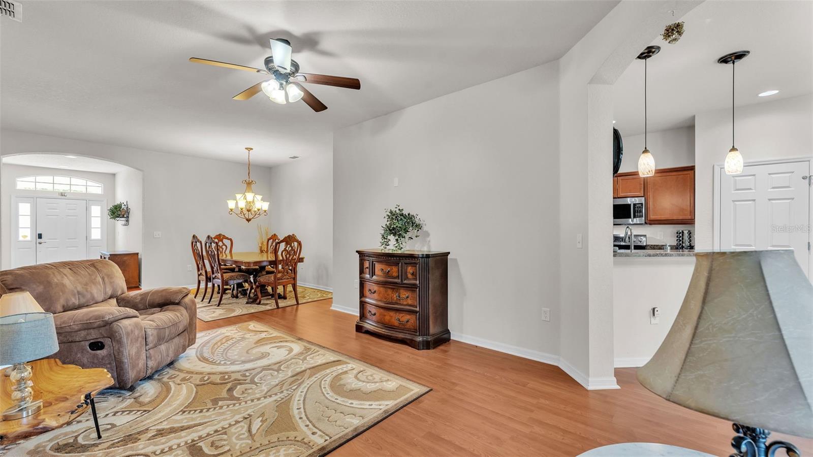 BLACKWATER OAKS - Residential