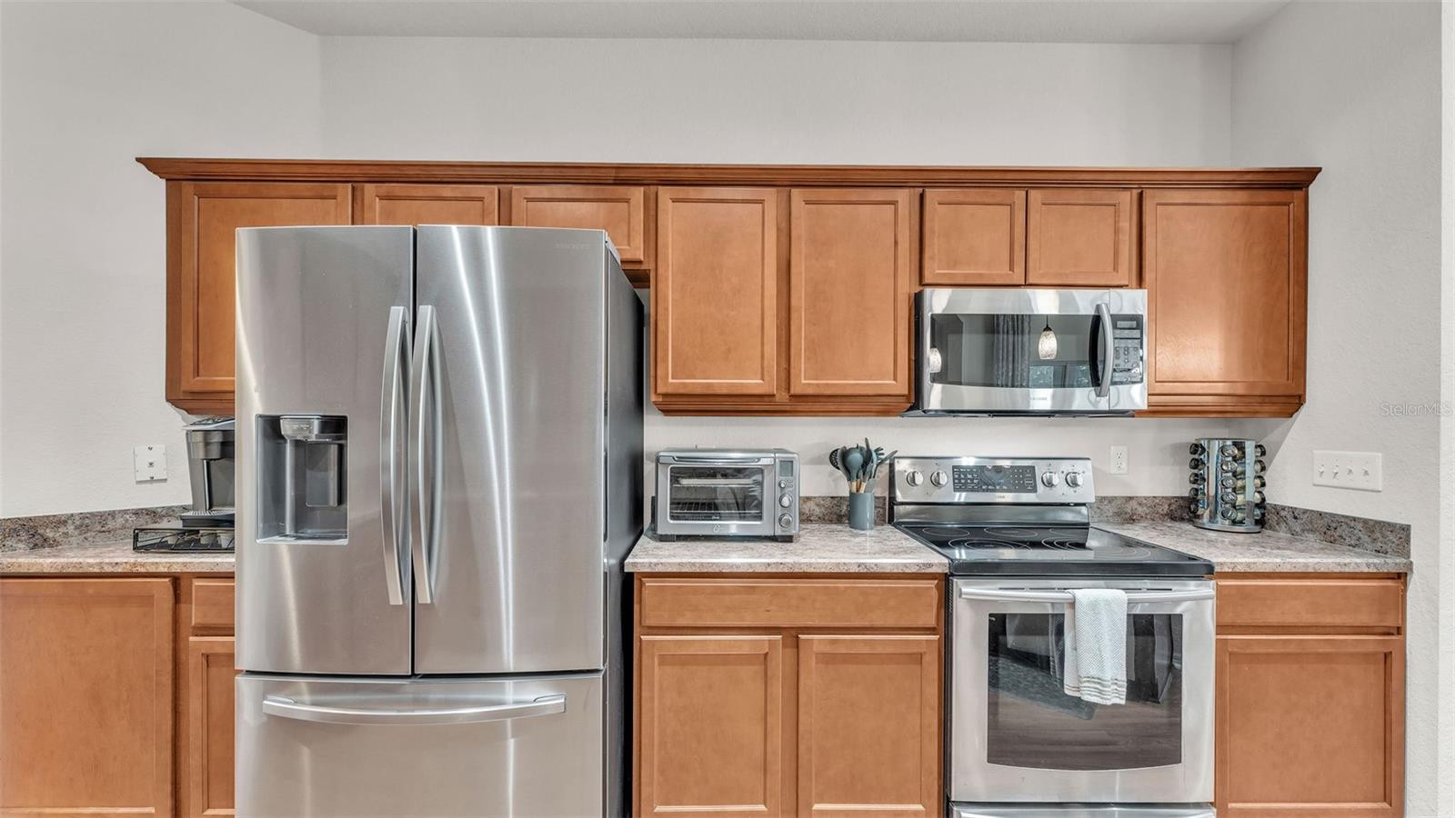 BLACKWATER OAKS - Residential