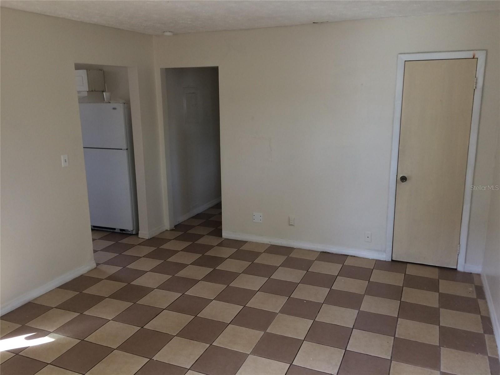 CEDAR HILLS ESTATE UNIT 08A - Residential Lease