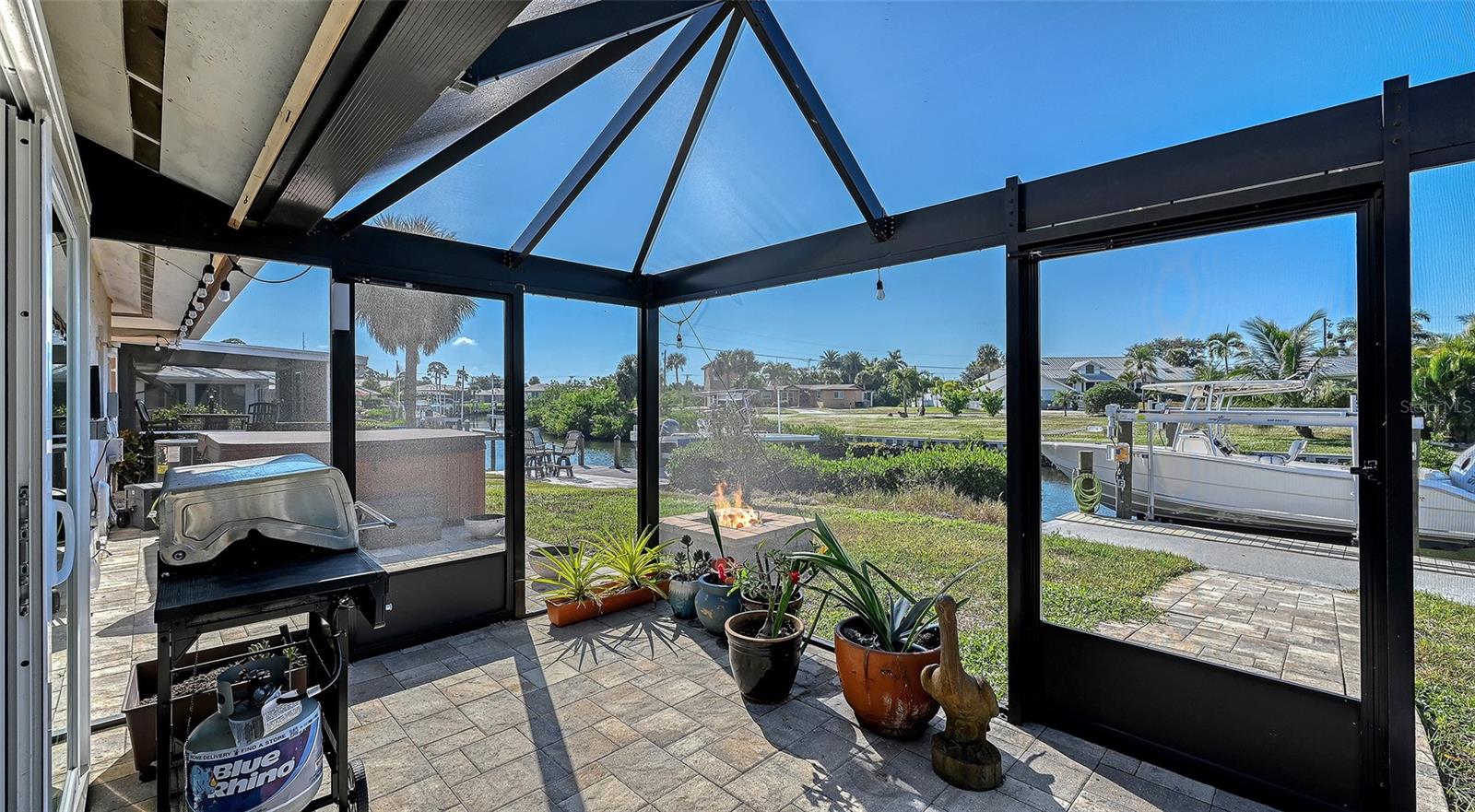 SORRENTO VILLAS 1 - Residential