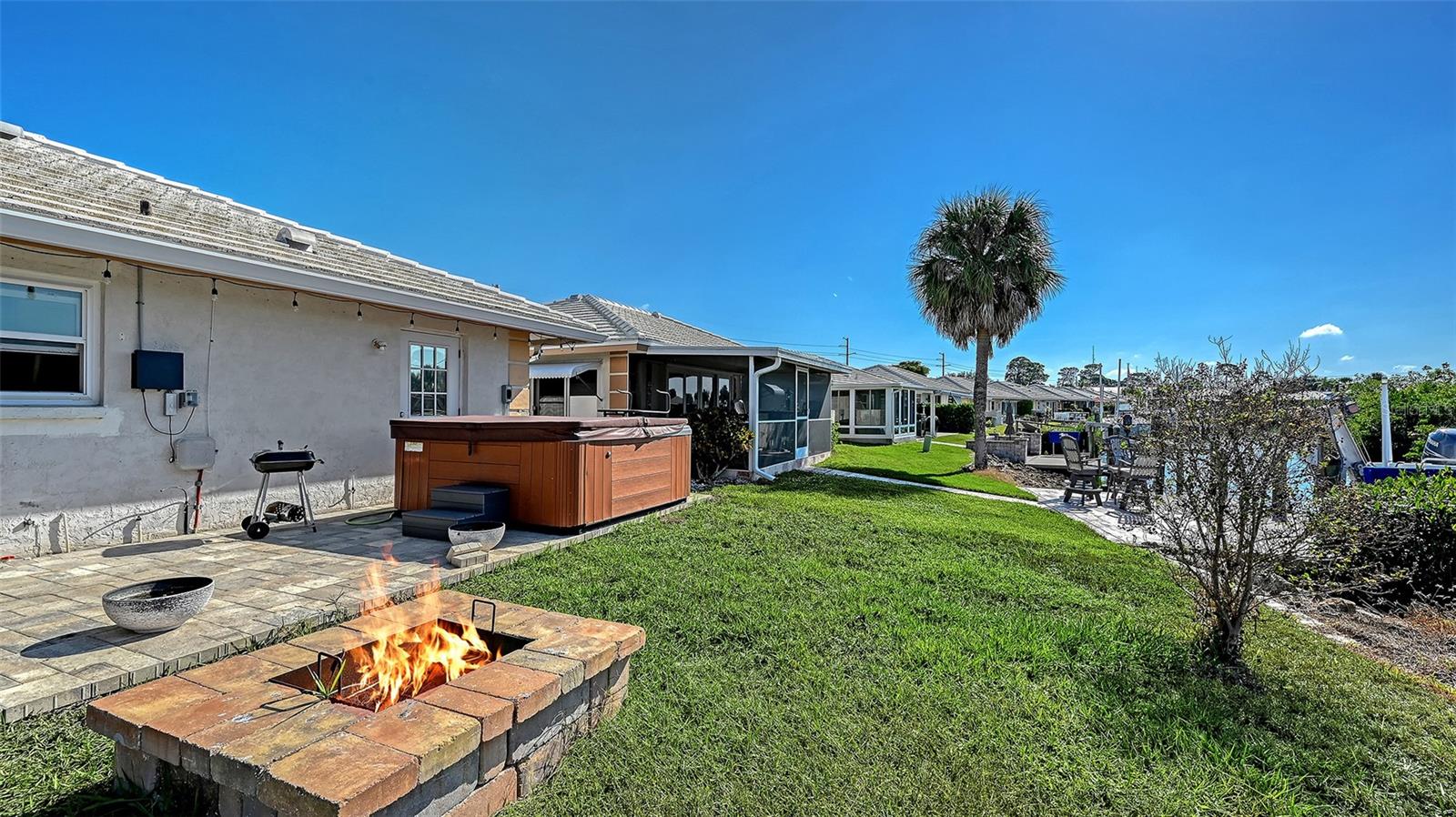 SORRENTO VILLAS 1 - Residential