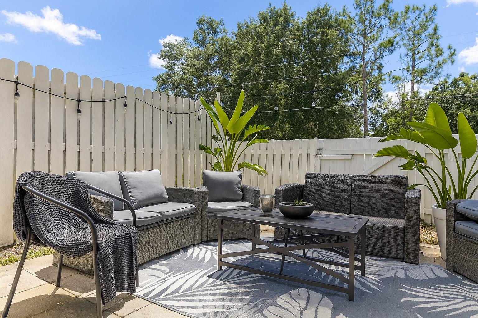 4427 DYLAN LOOP 190