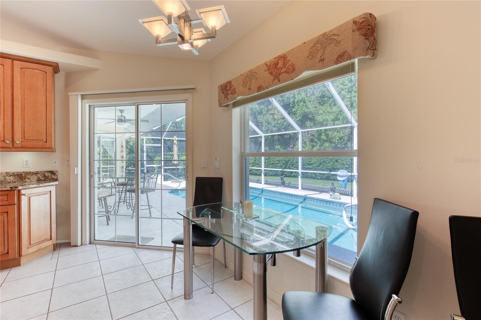 SHADOW CROSSINGS - Residential
