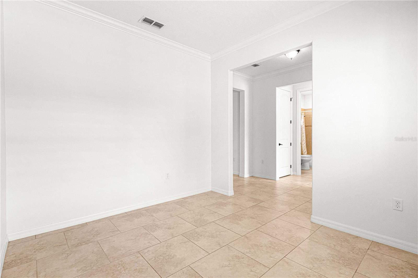 ON TOP OF THE WORLD - Residential