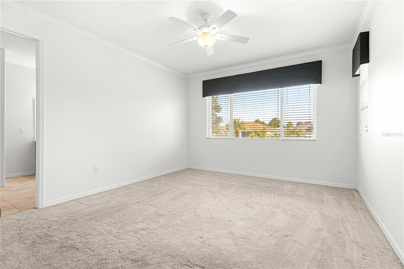 ON TOP OF THE WORLD - Residential