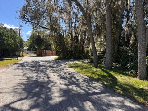 Tiny photo for 444 Quail St, Lady Lake, FL 32159 (MLS # OM712318)
