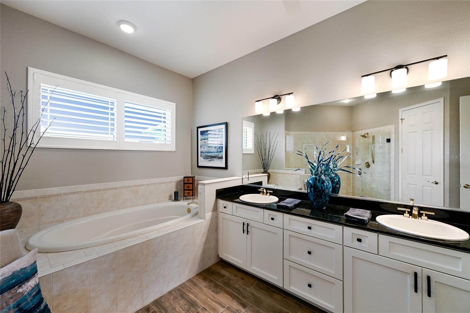 THE MOORINGS AT EDGEWATER - Residential