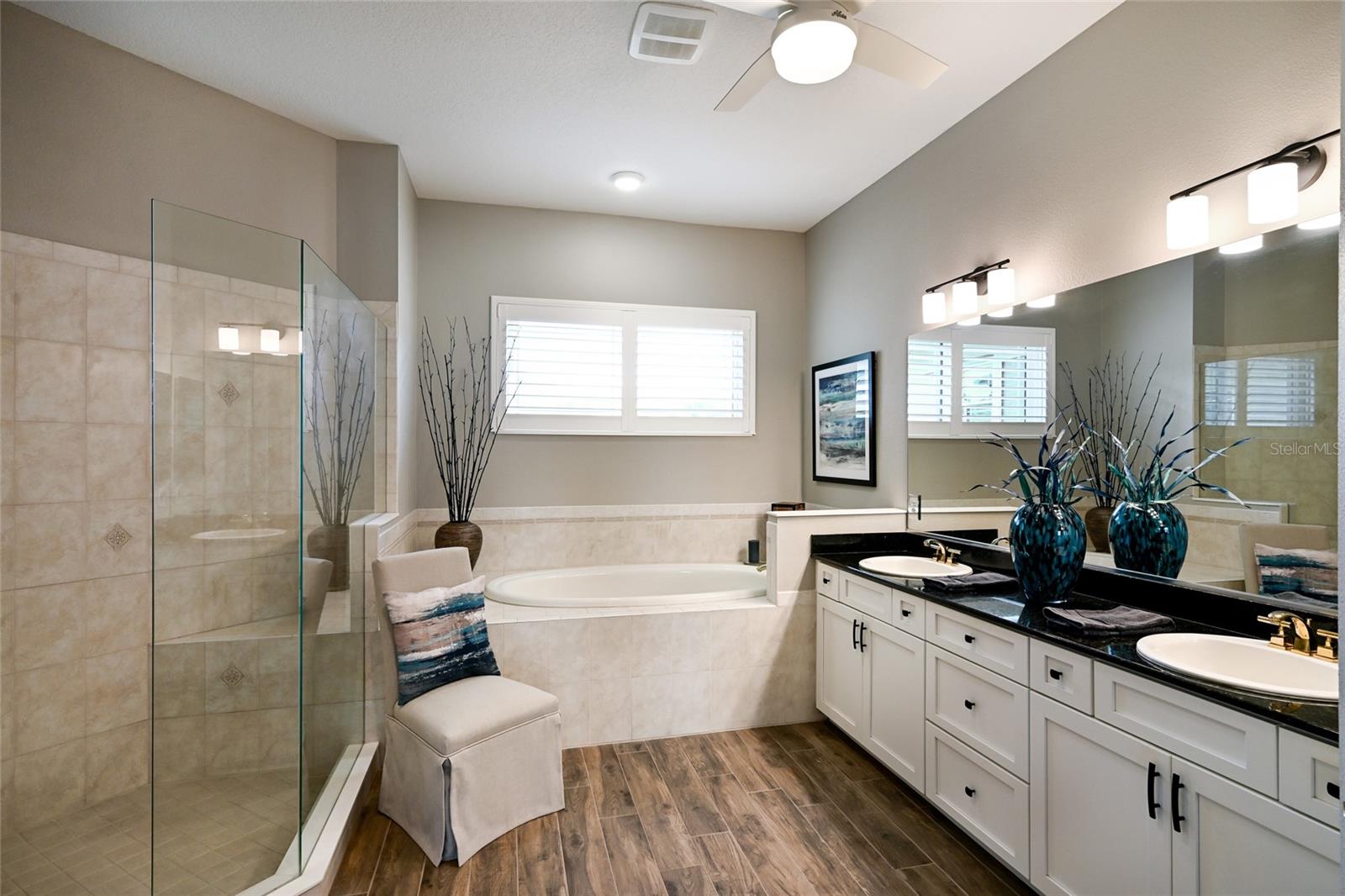 THE MOORINGS AT EDGEWATER - Residential