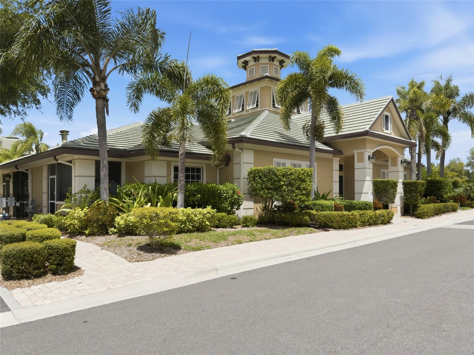 THE MOORINGS AT EDGEWATER - Residential