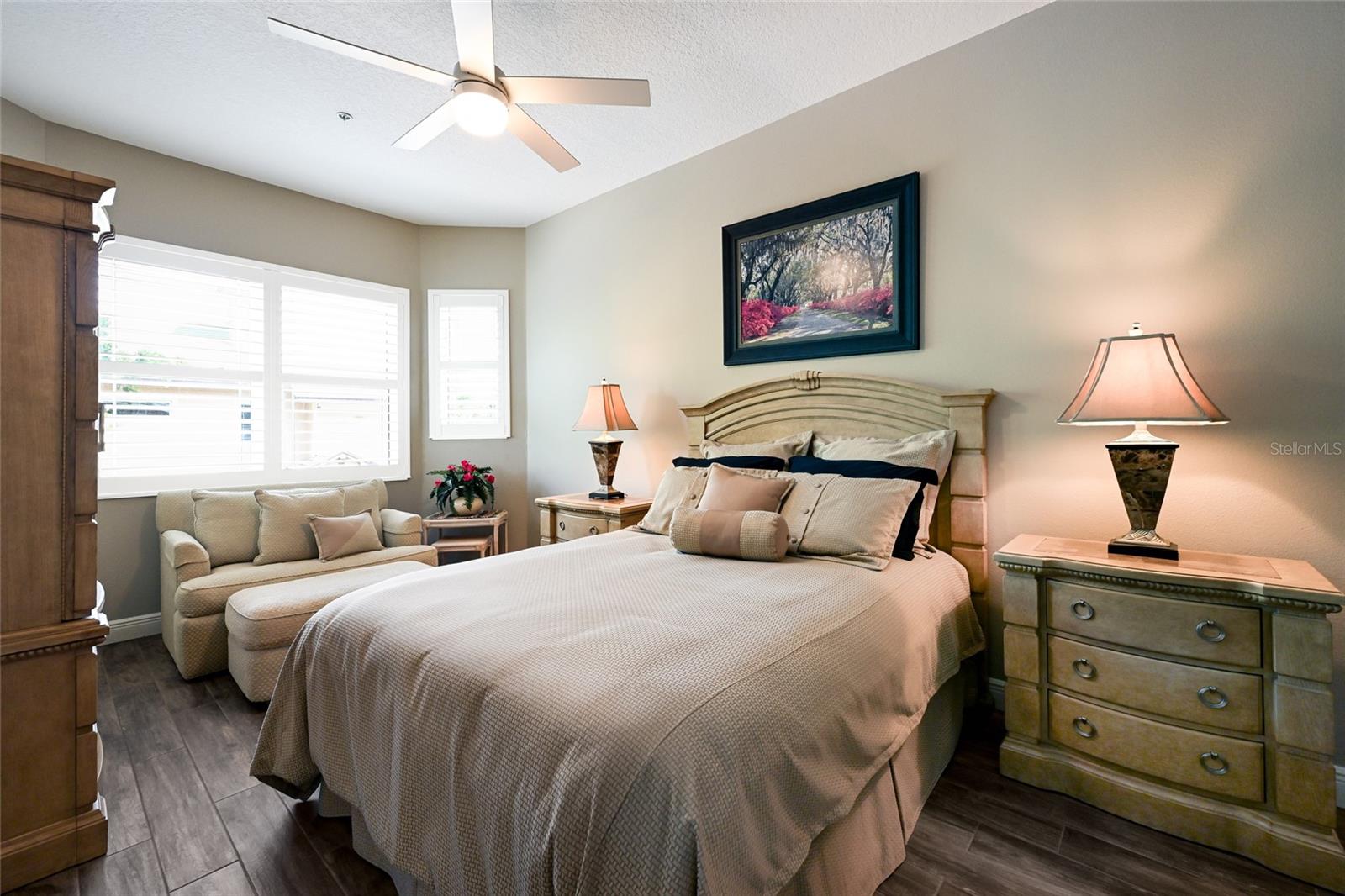 THE MOORINGS AT EDGEWATER - Residential