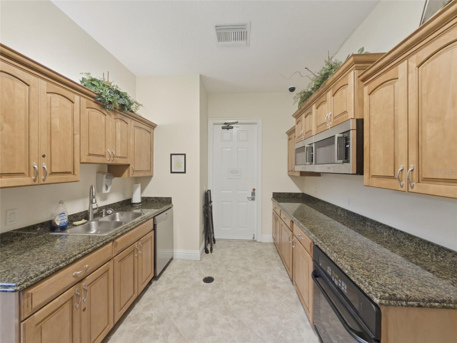 THE MOORINGS AT EDGEWATER - Residential