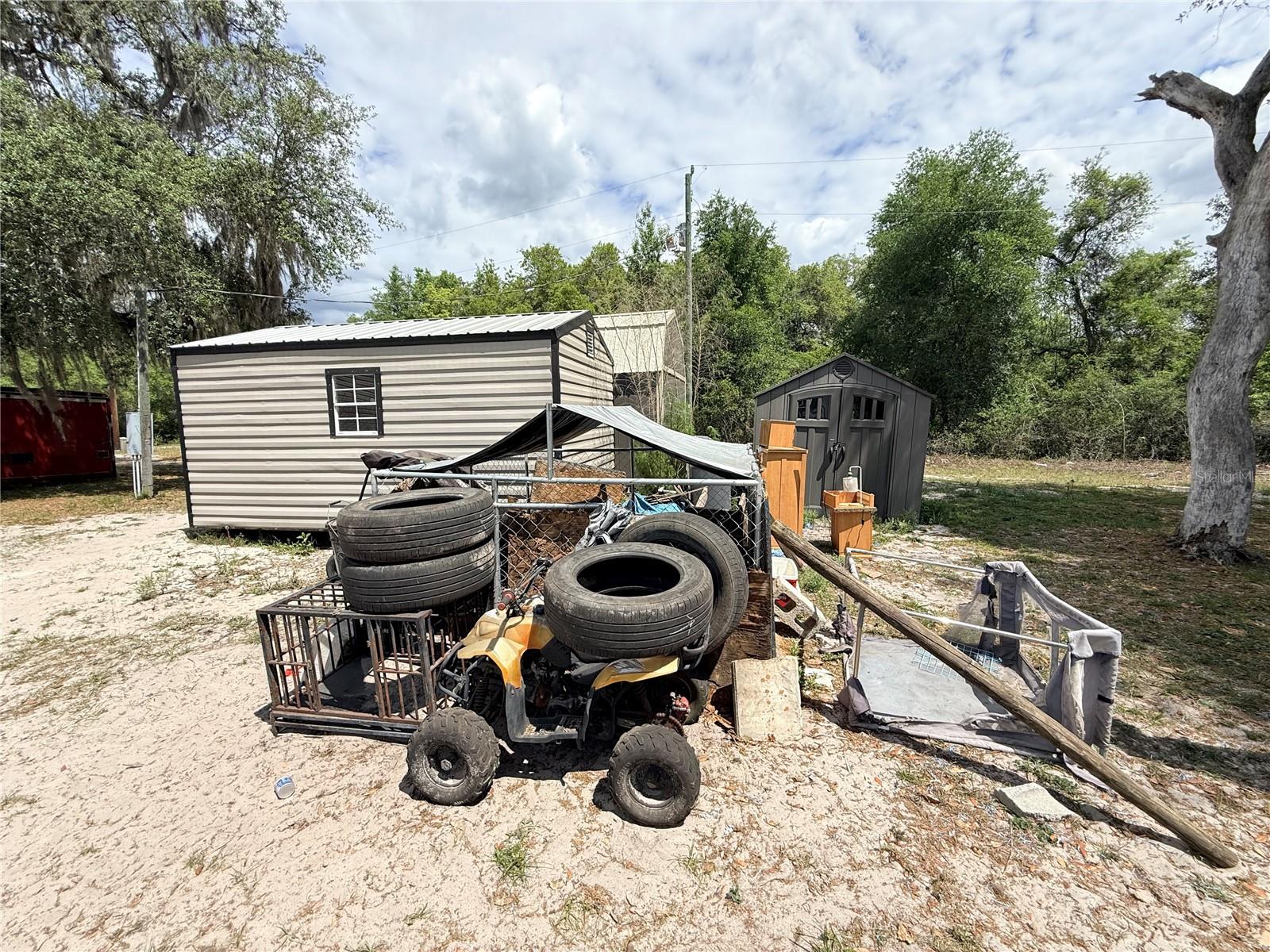 FRST LAKE CAMPSITES - Residential