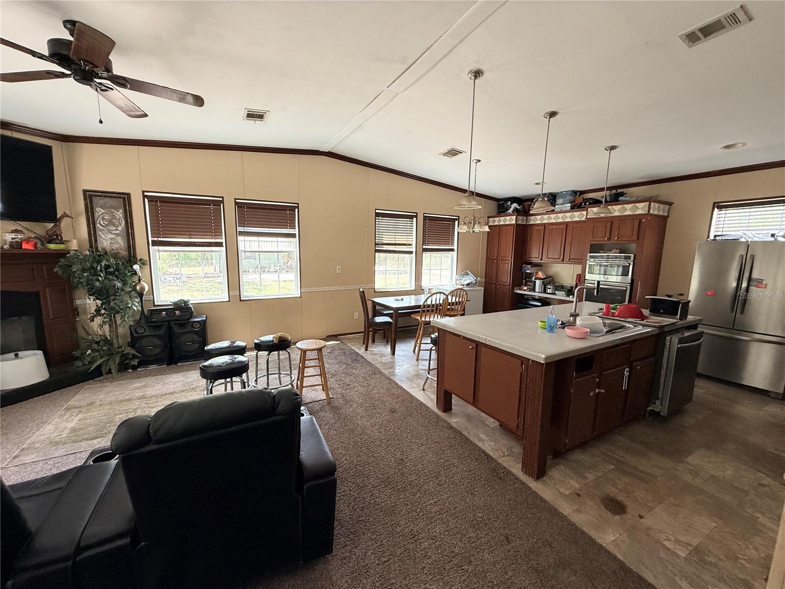 FRST LAKE CAMPSITES - Residential