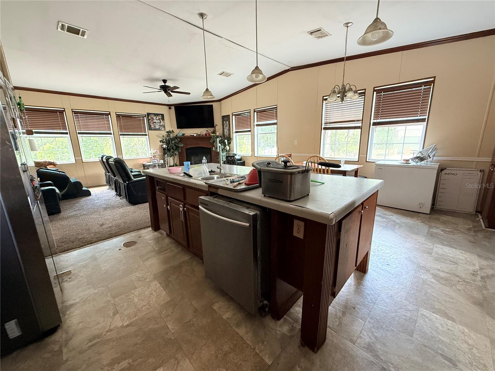 FRST LAKE CAMPSITES - Residential