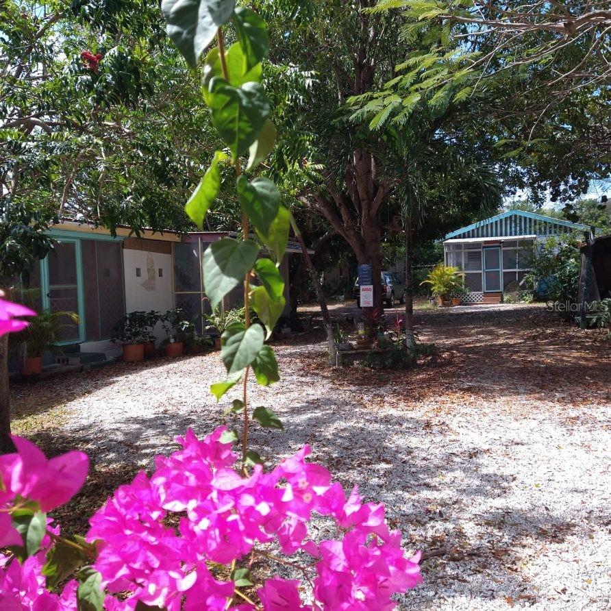 Casas a venda 1 - Jen Dantas 42 COMMUNITY CLARK