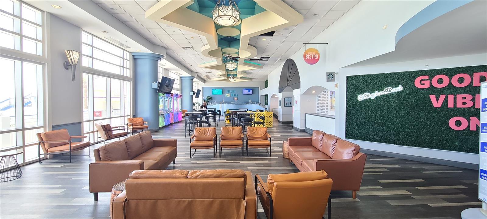 OCEAN WALK 01 DB CONDO - Residential