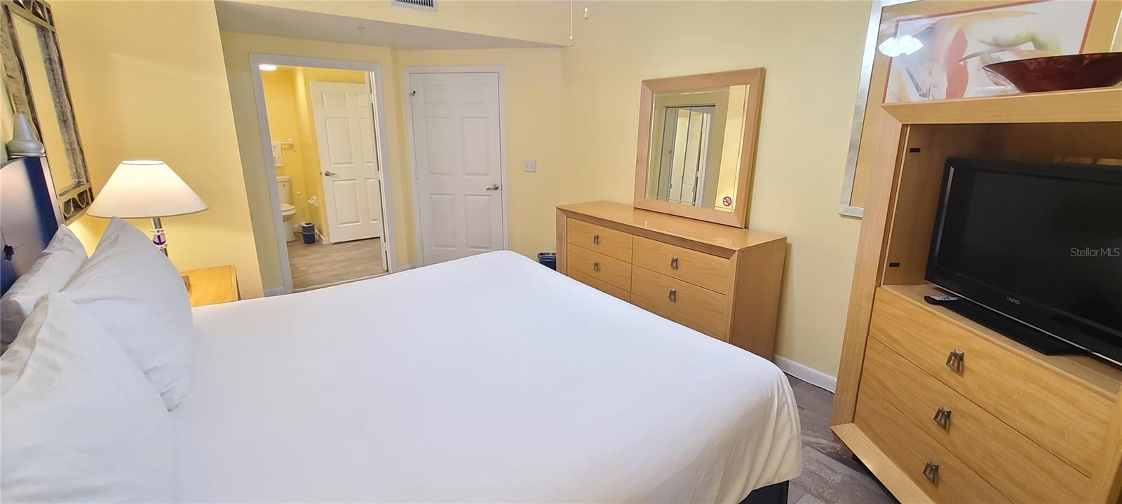 OCEAN WALK 01 DB CONDO - Residential