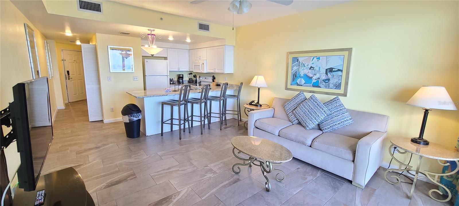 OCEAN WALK 01 DB CONDO - Residential