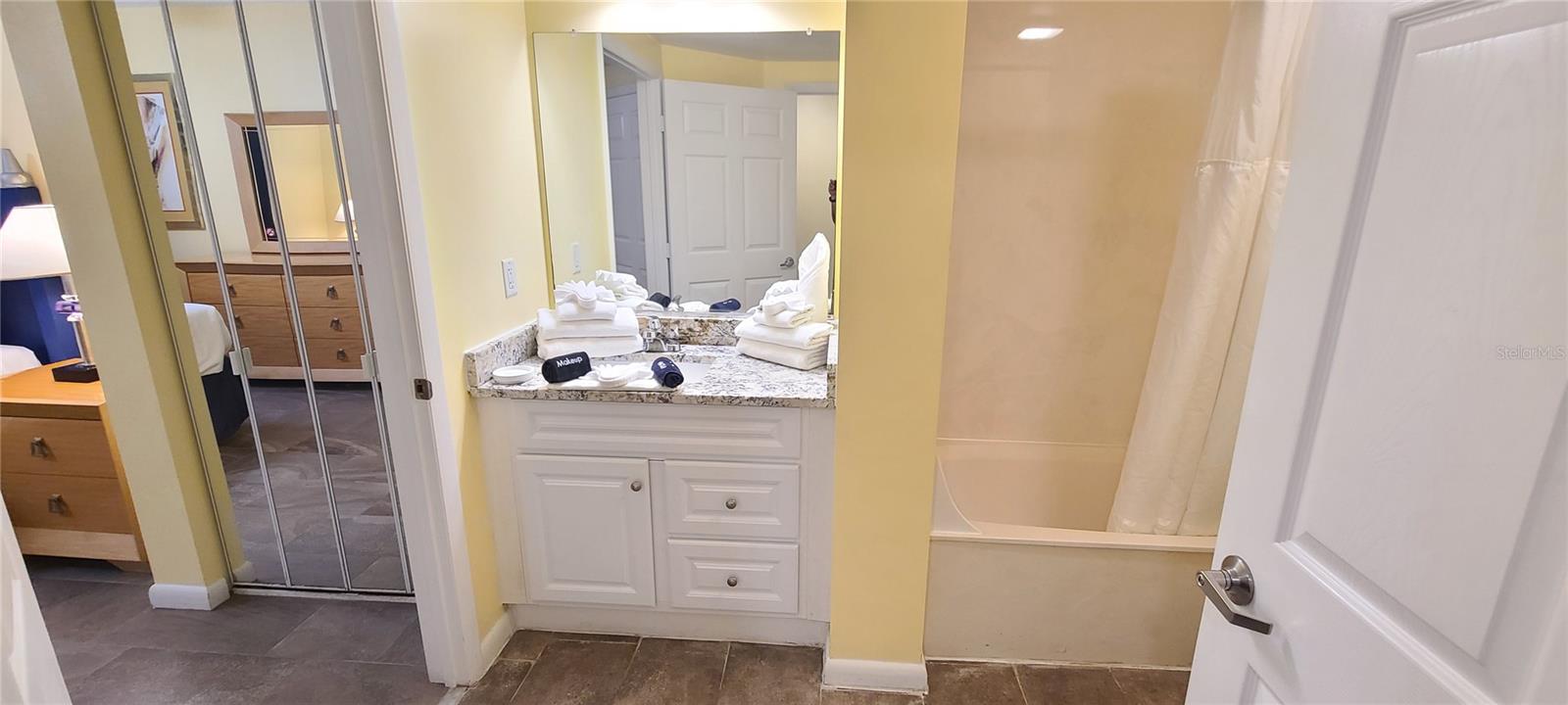 OCEAN WALK 01 DB CONDO - Residential