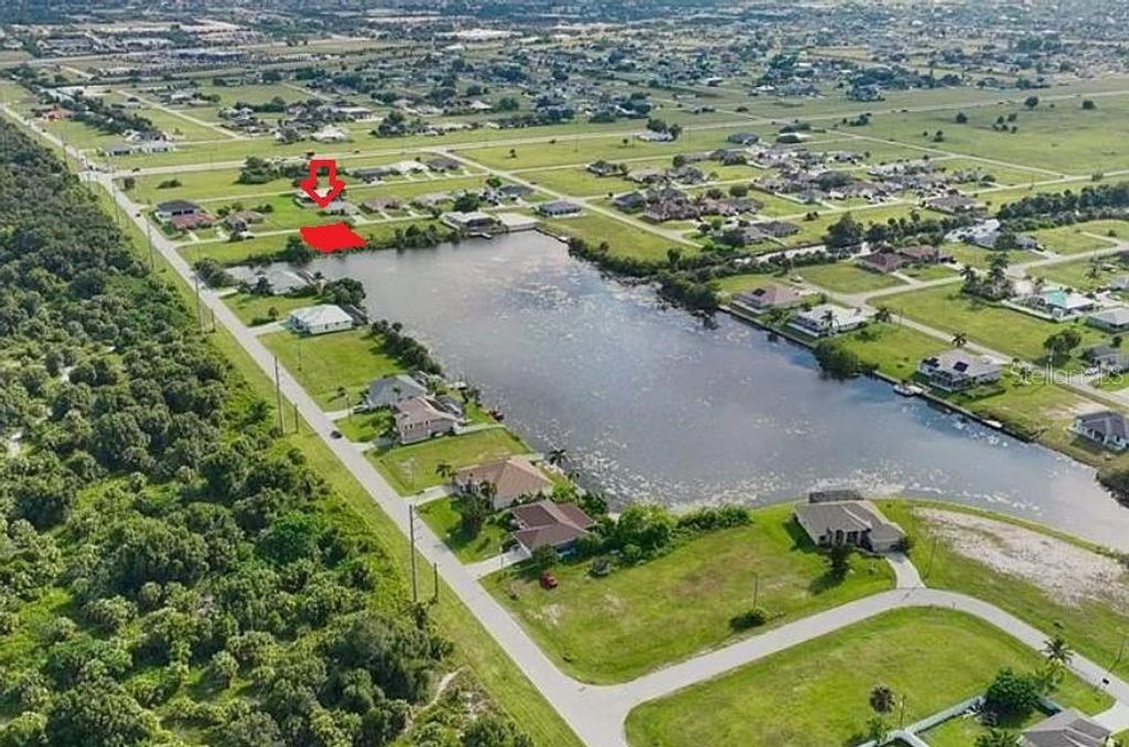 Photo of 2321 NE 17th Street, Cape Coral, FL 33909 (MLS # O6292066)