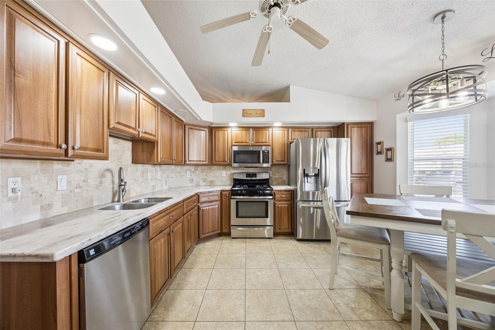 HIGHLAND LAKES SUB - Residential