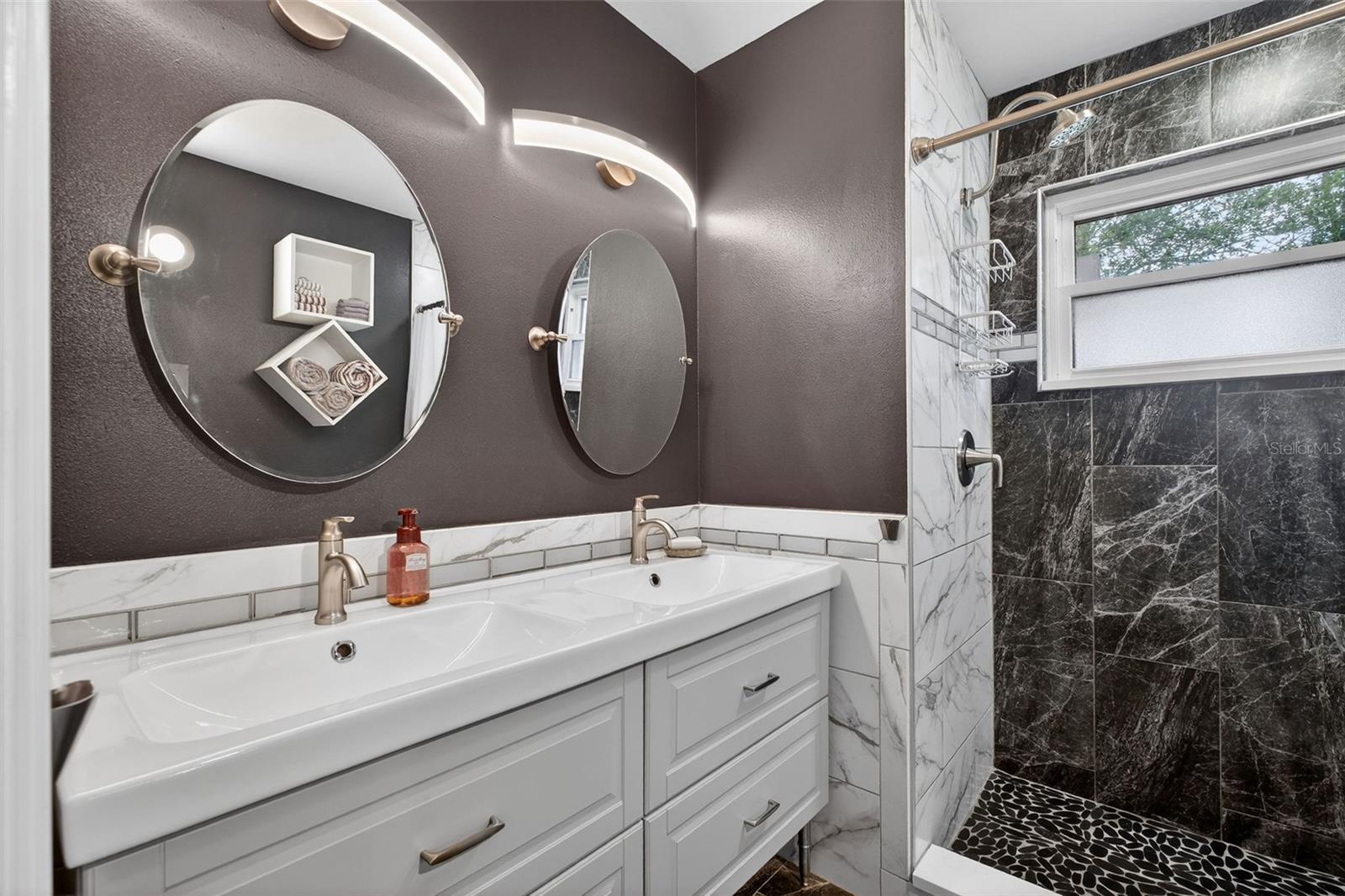 ALAFAYA WOODS PH 03 - Residential