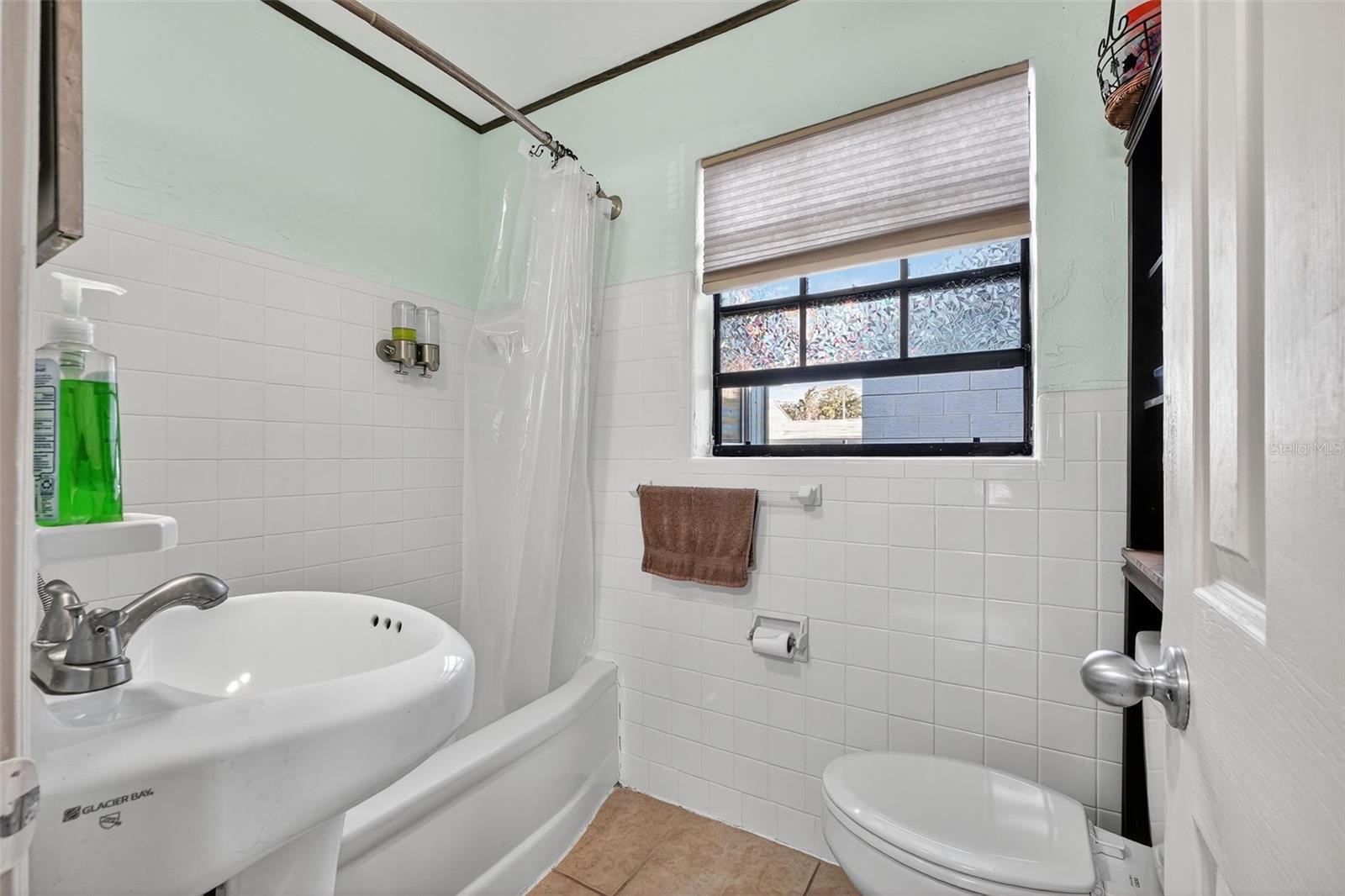 MAGNOLIA TERRACE UNIT 01 - Residential