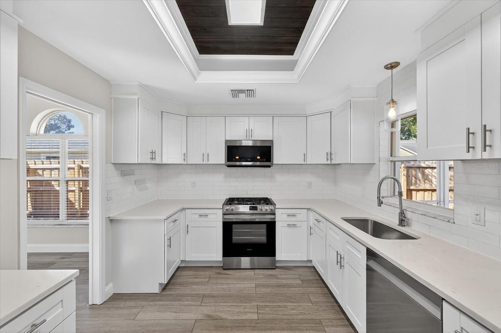 MARYLAND MANOR REV - Residential