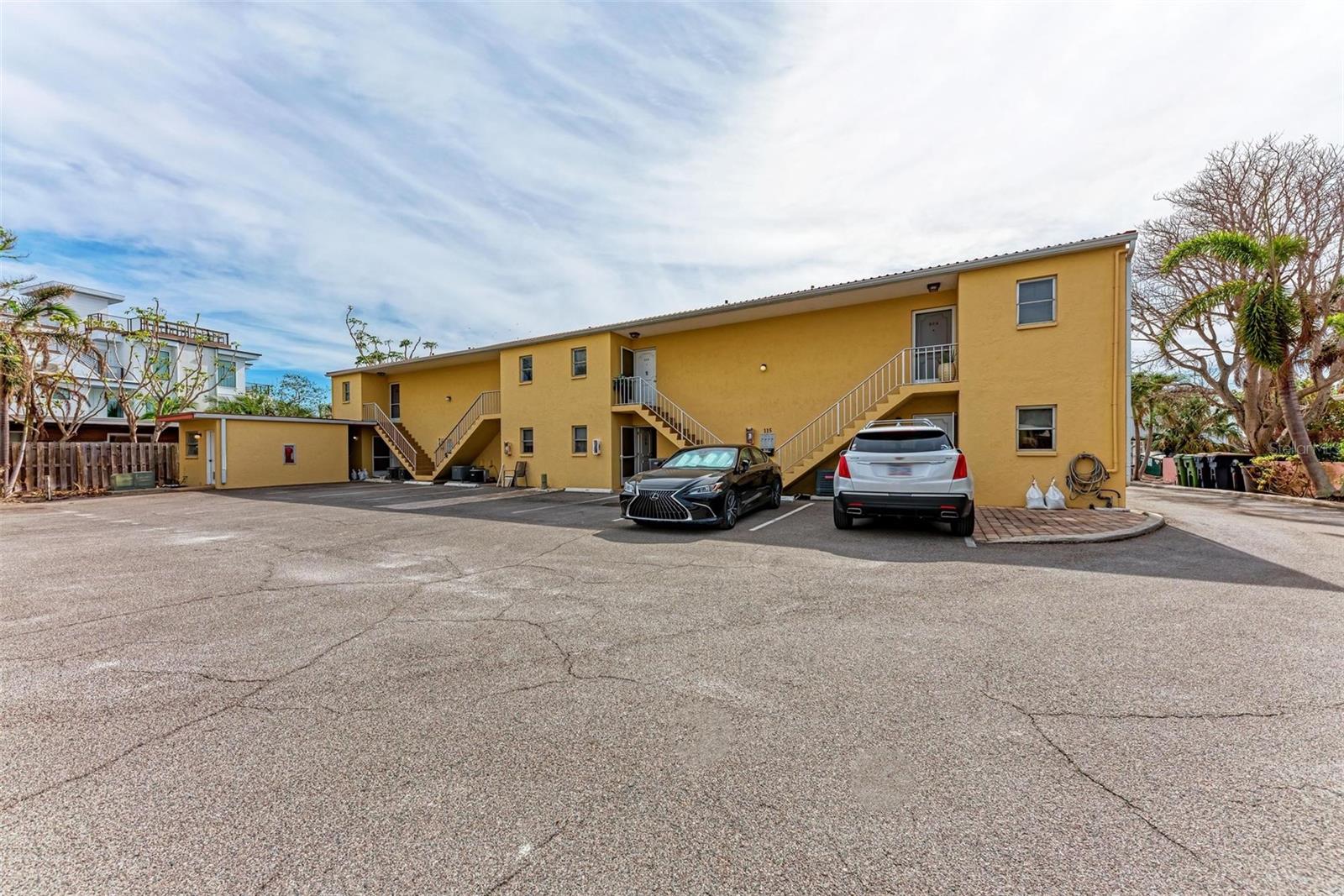 LIDO ROYALE - Residential