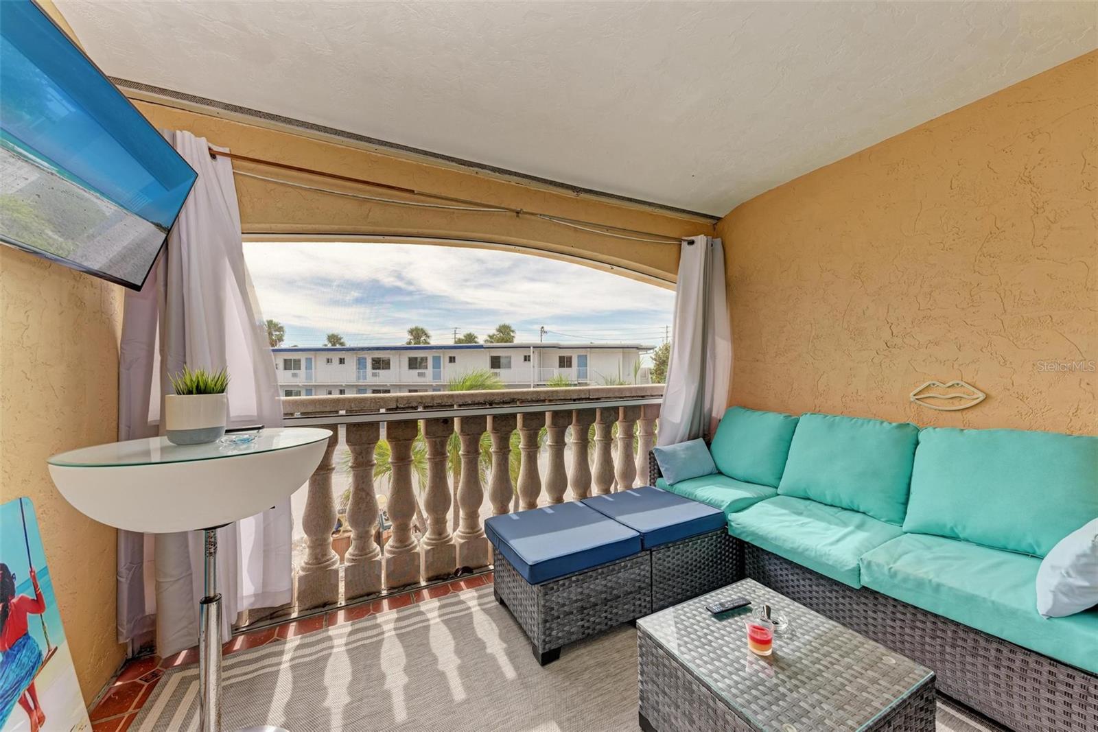 LIDO ROYALE - Residential