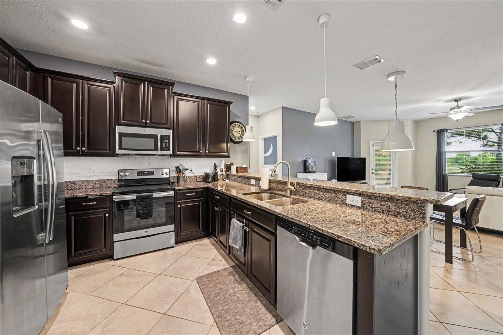 ARBORS/WIREGRASS RANCH - Residential