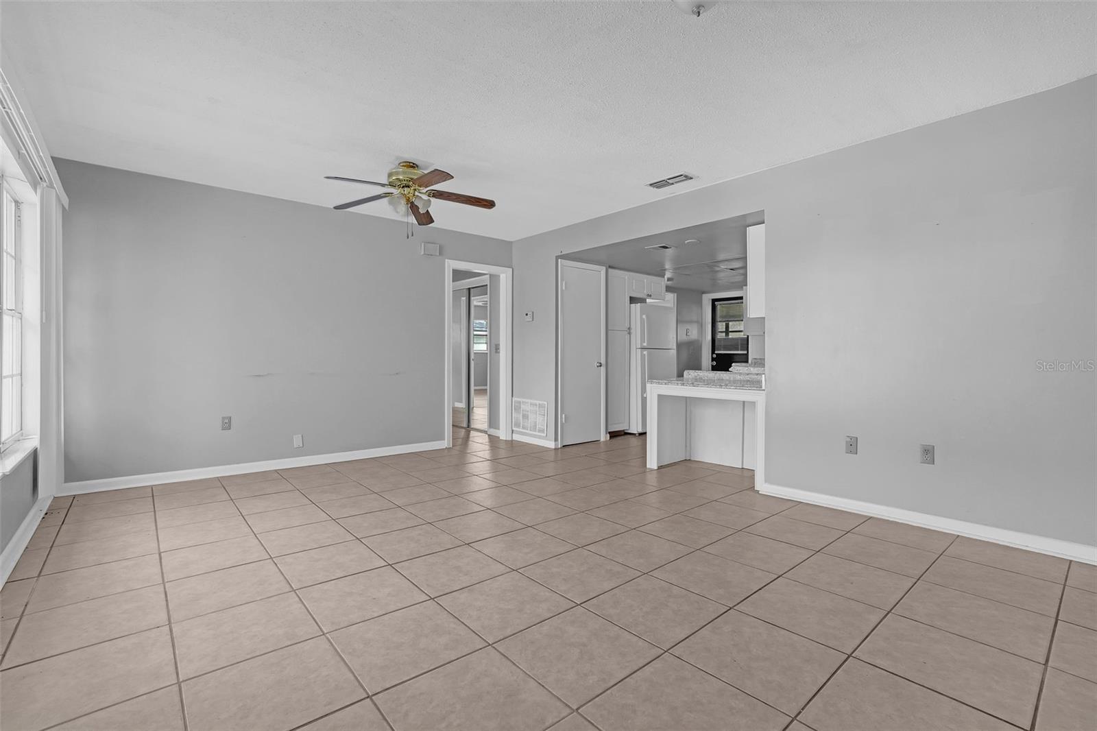 SPRING OAKS UNIT 4 - Residential