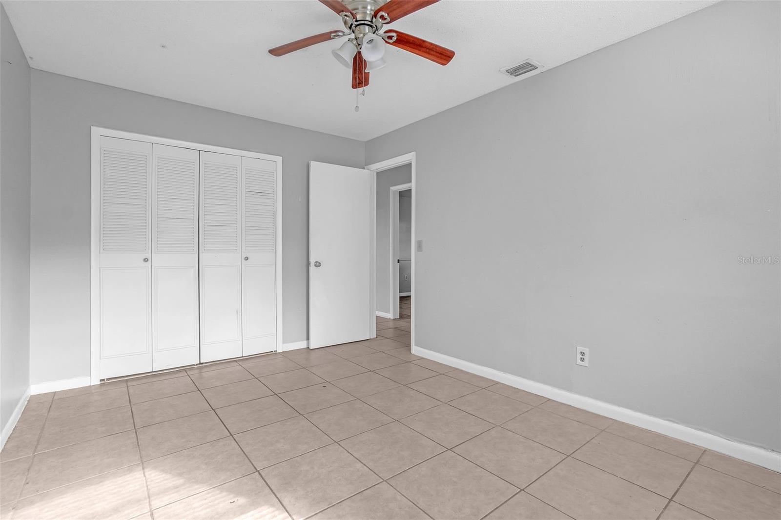 SPRING OAKS UNIT 4 - Residential