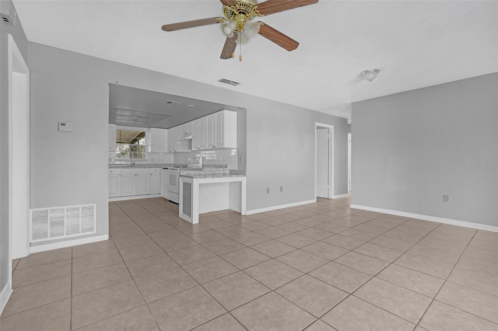 SPRING OAKS UNIT 4 - Residential