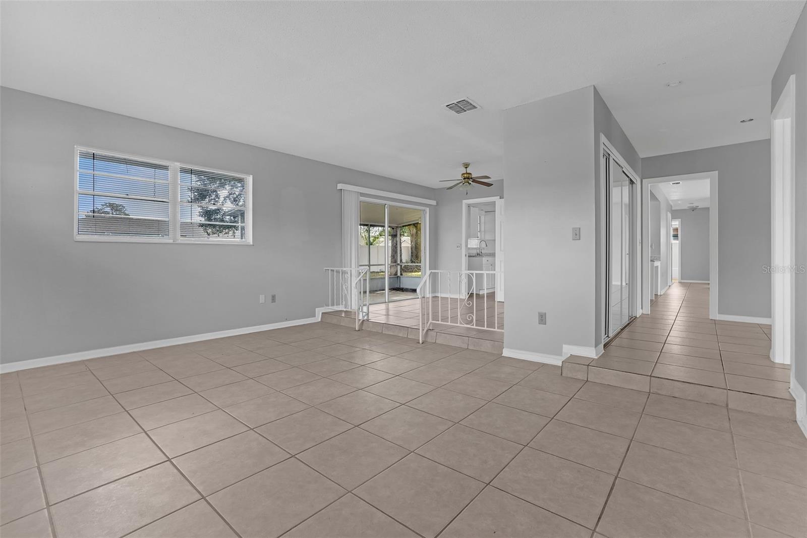 SPRING OAKS UNIT 4 - Residential