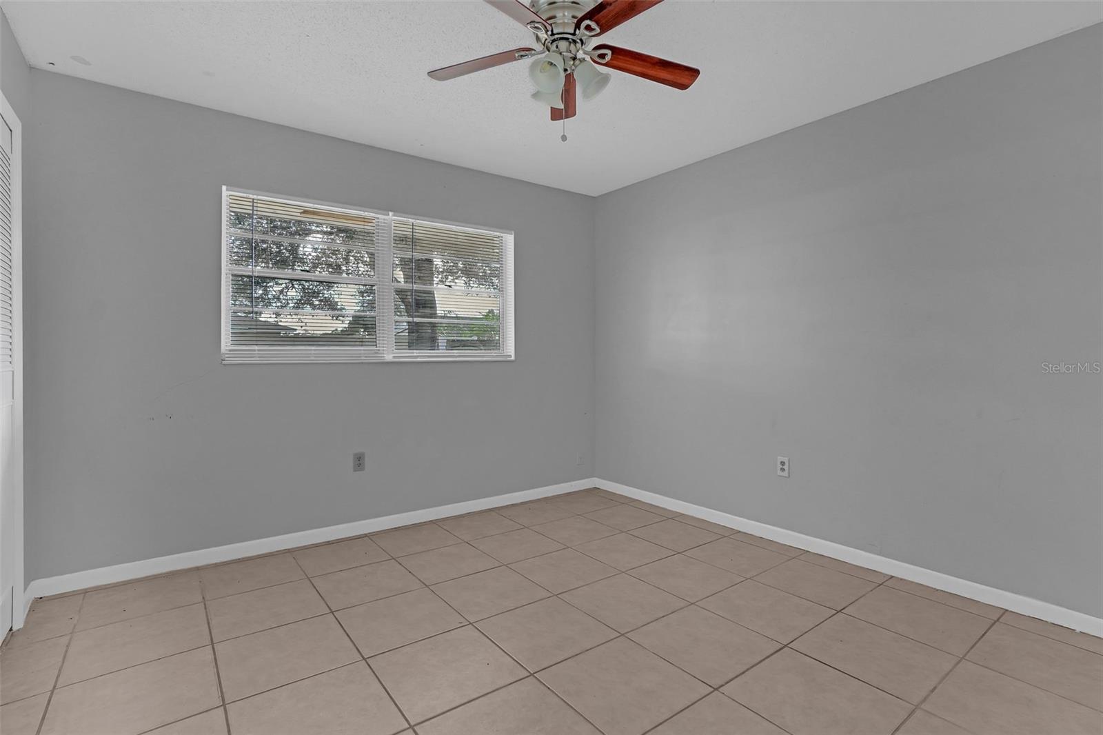 SPRING OAKS UNIT 4 - Residential