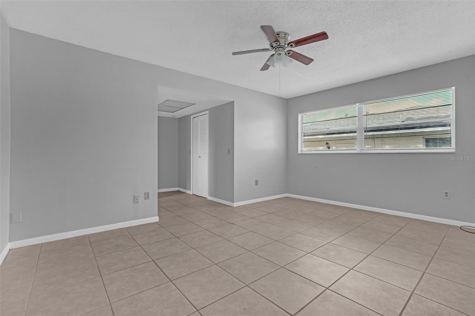 SPRING OAKS UNIT 4 - Residential