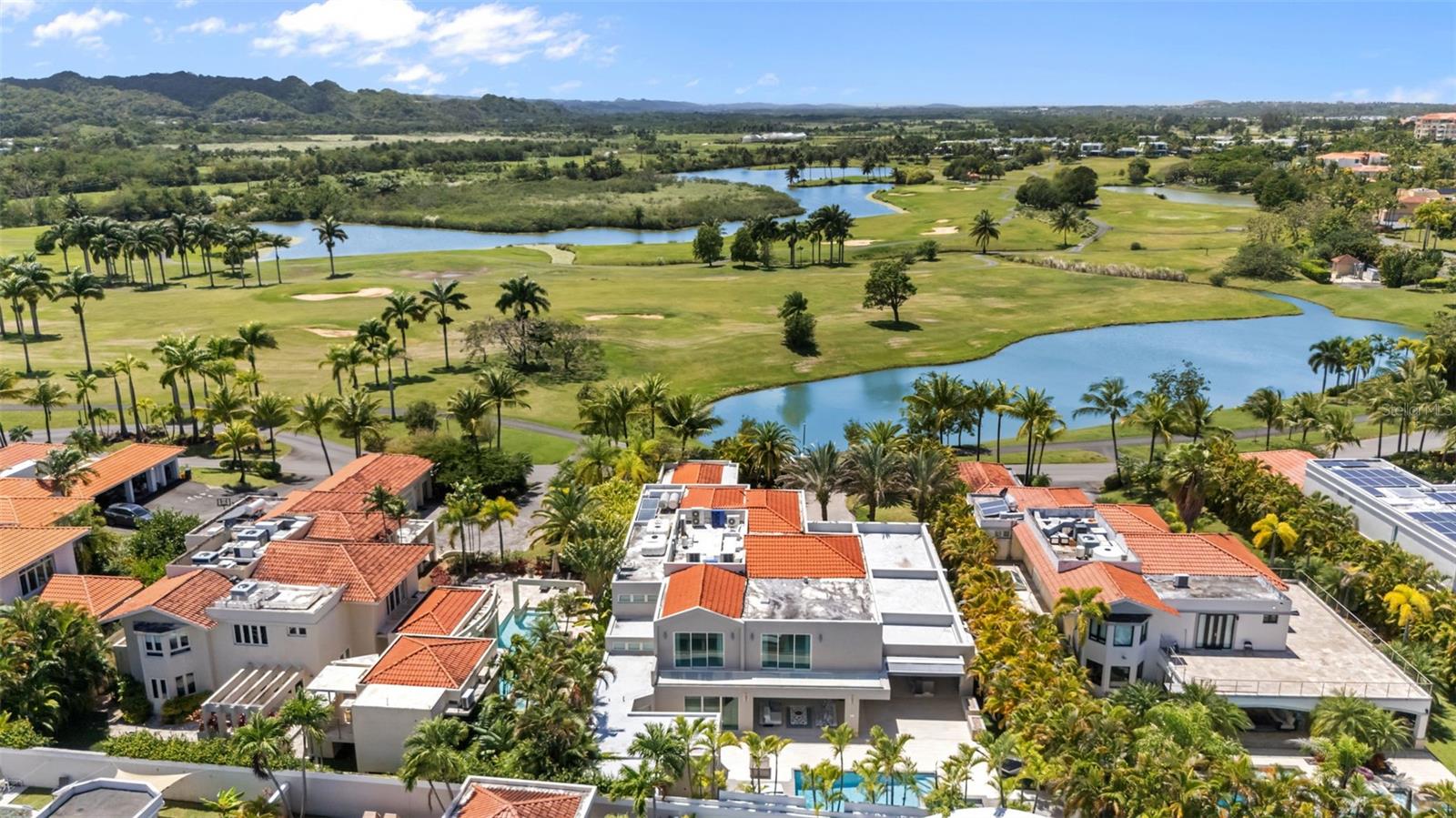 DORADO BEACH EAST - Residential
