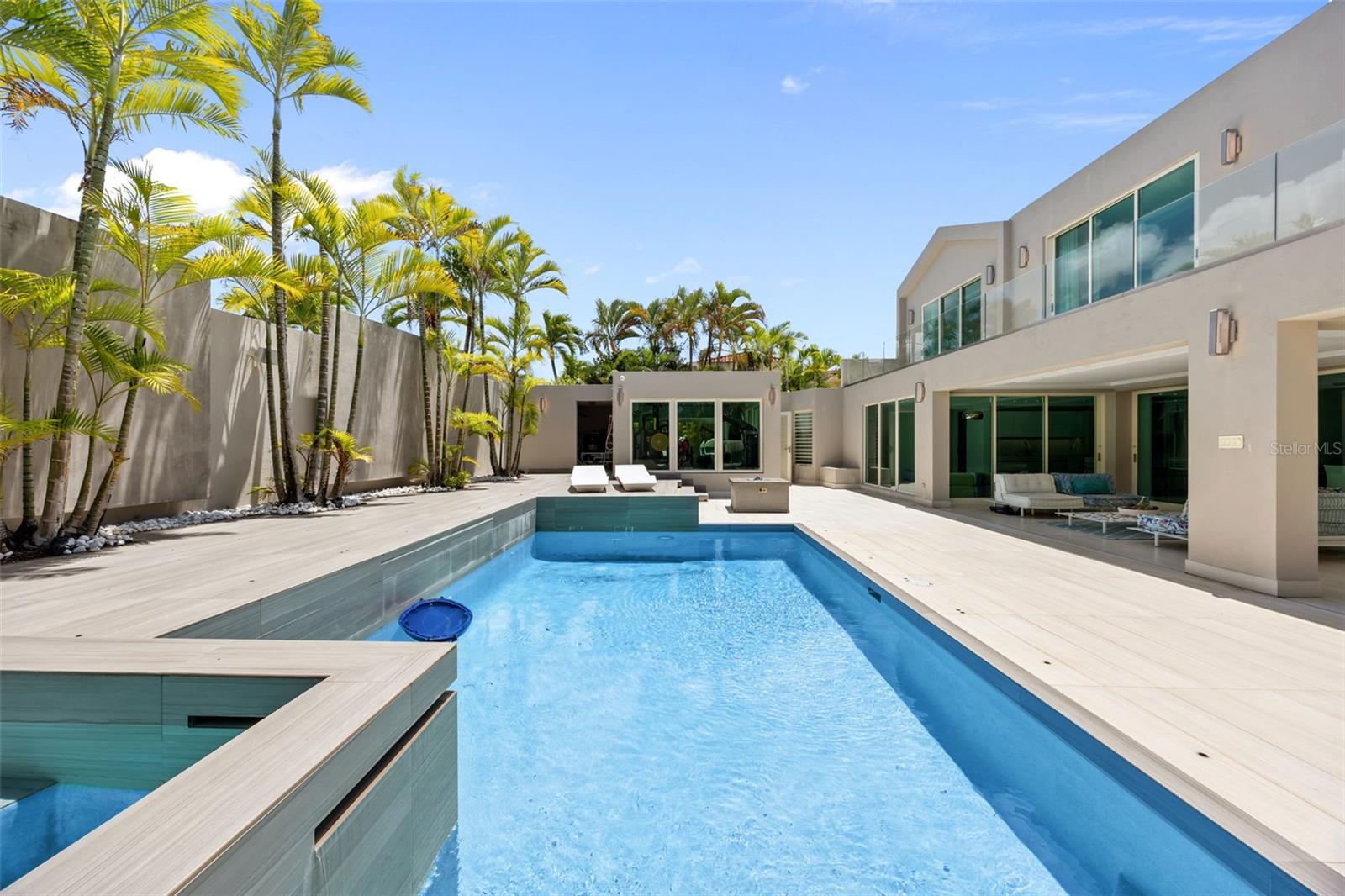 DORADO BEACH EAST - Residential