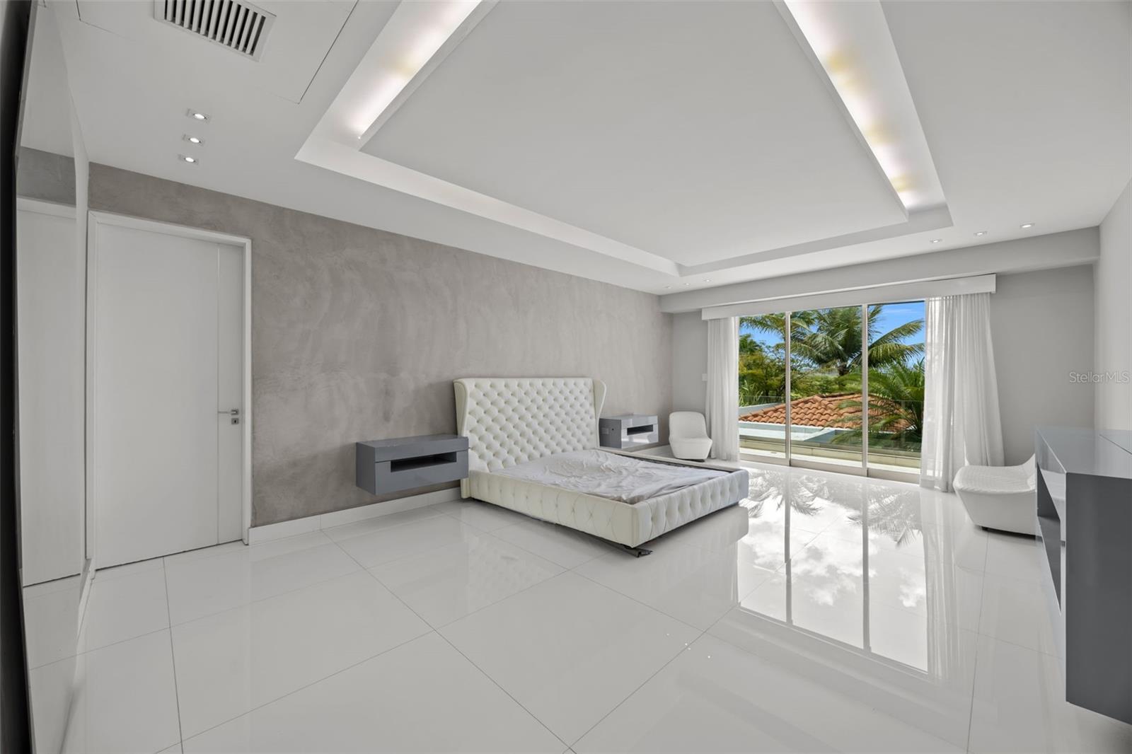 DORADO BEACH EAST - Residential