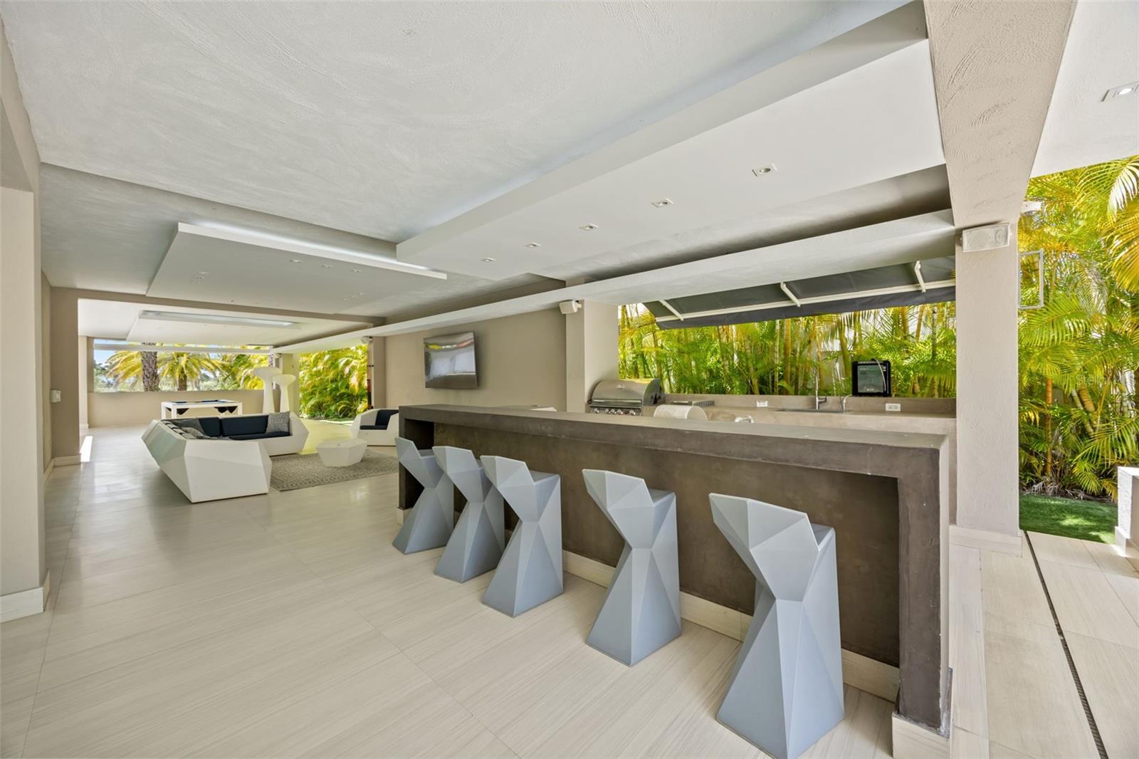 DORADO BEACH EAST - Residential